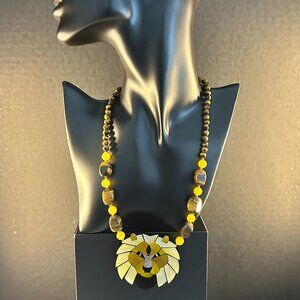 🦁 LS Designer Statement Necklace – 18” Tiger’s Eye & Shell Mosaic Lion Pendant